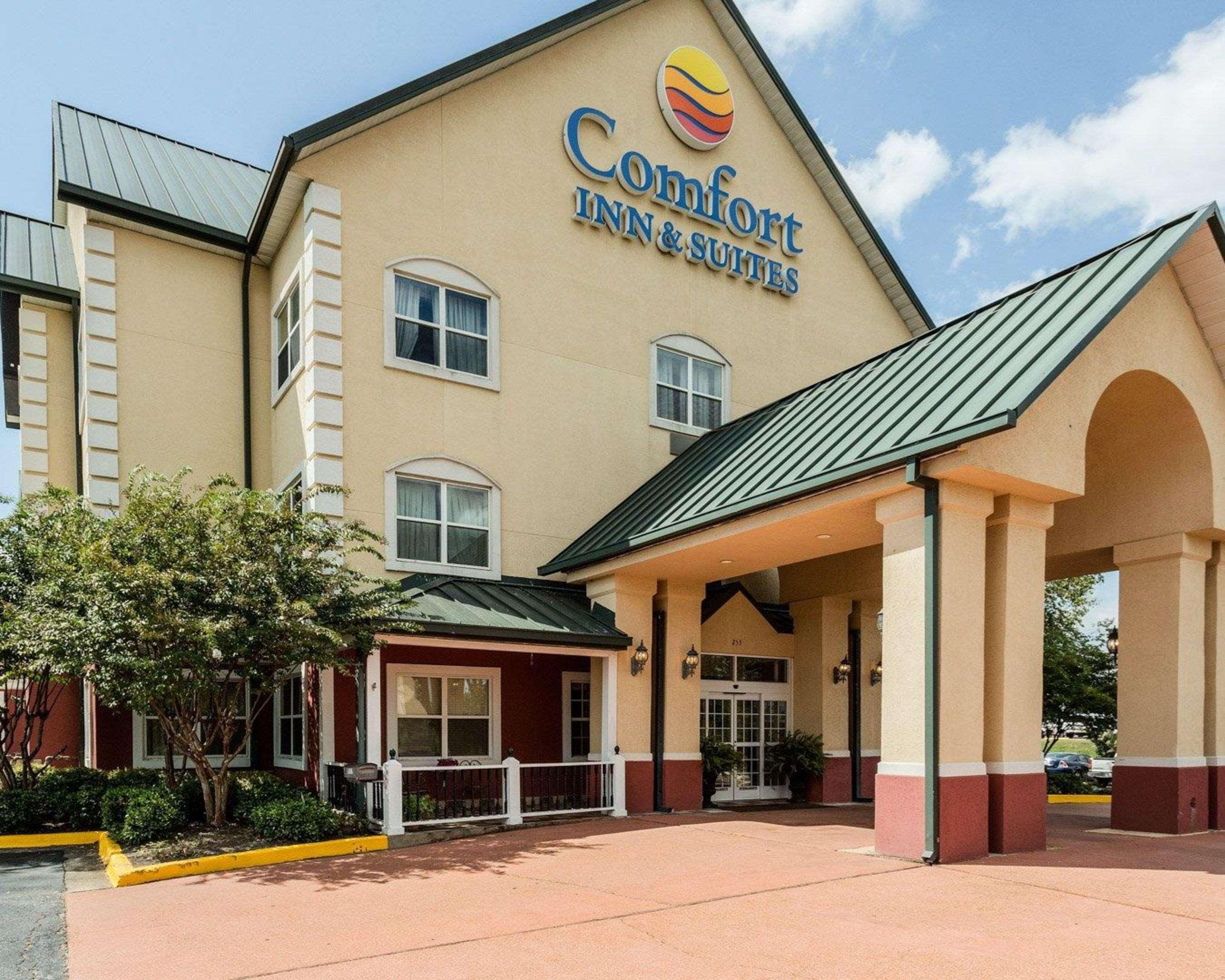 Comfort Inn & Suites Grenada Exterior photo